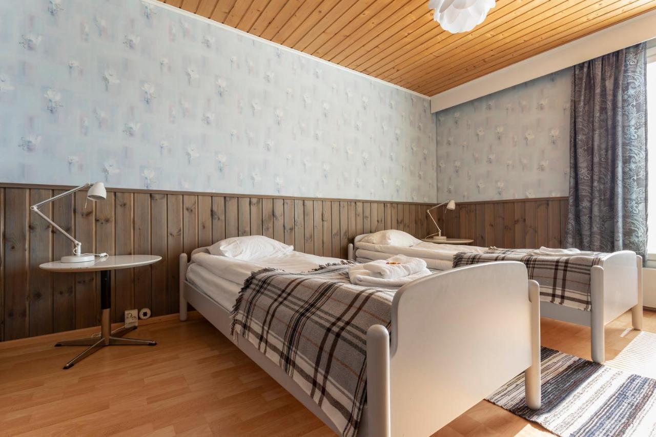 Motel Kaepylae Кеминмаа Экстерьер фото