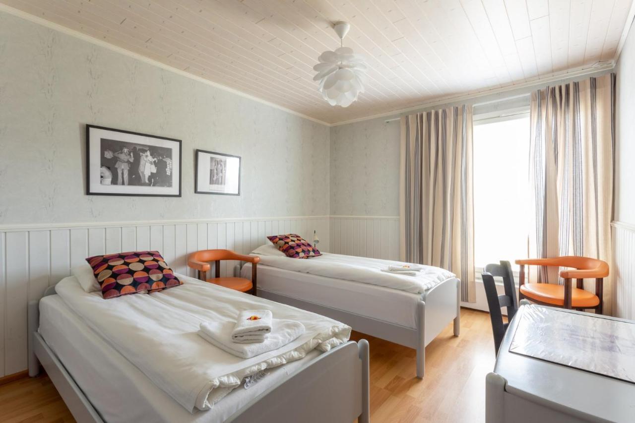 Motel Kaepylae Кеминмаа Экстерьер фото